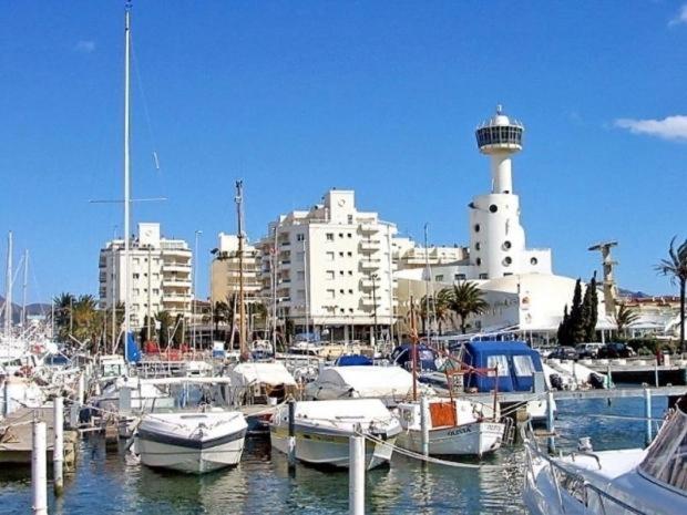 A 5 min del MAR caminando, Varias PISCINAS, WIFi KARIM Ampuriabrava Exterior foto